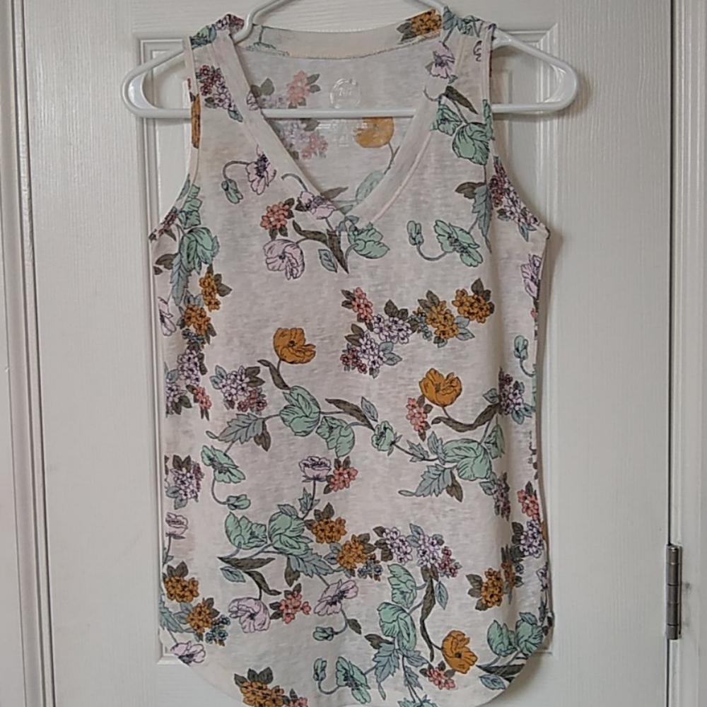 Maurices Floral V-Neck Tank